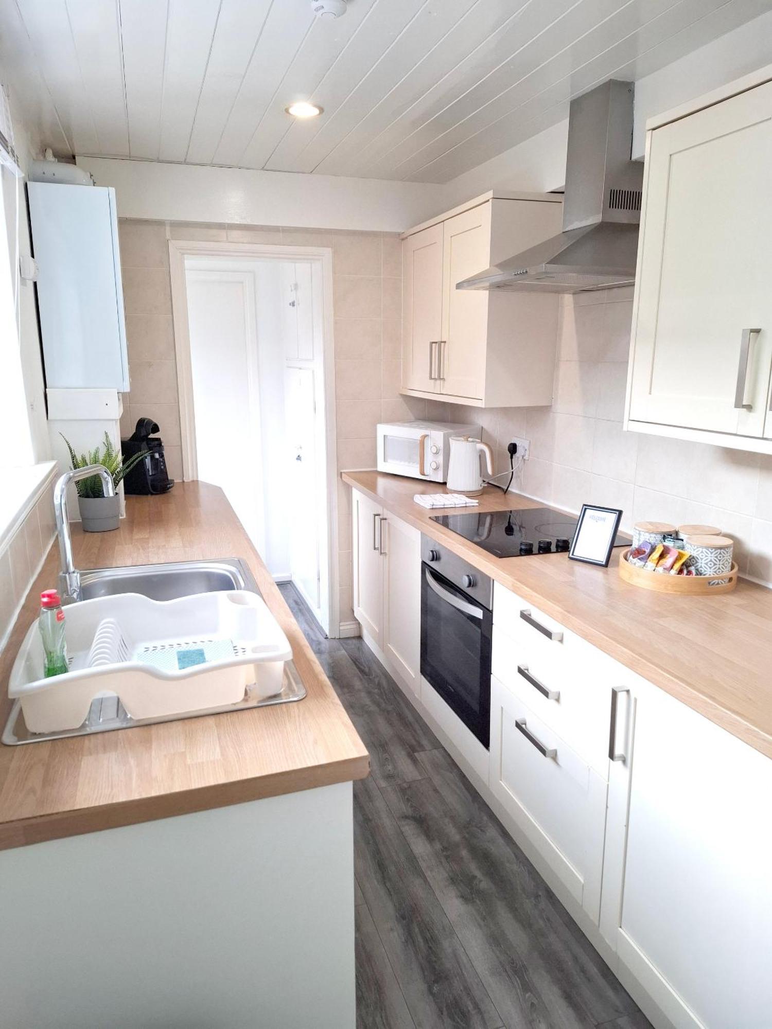 Modern Bright 3 Bedroom House Burton  Exterior photo